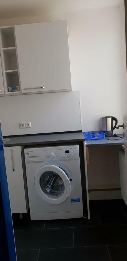 Downtown Boardinghouse Apartment